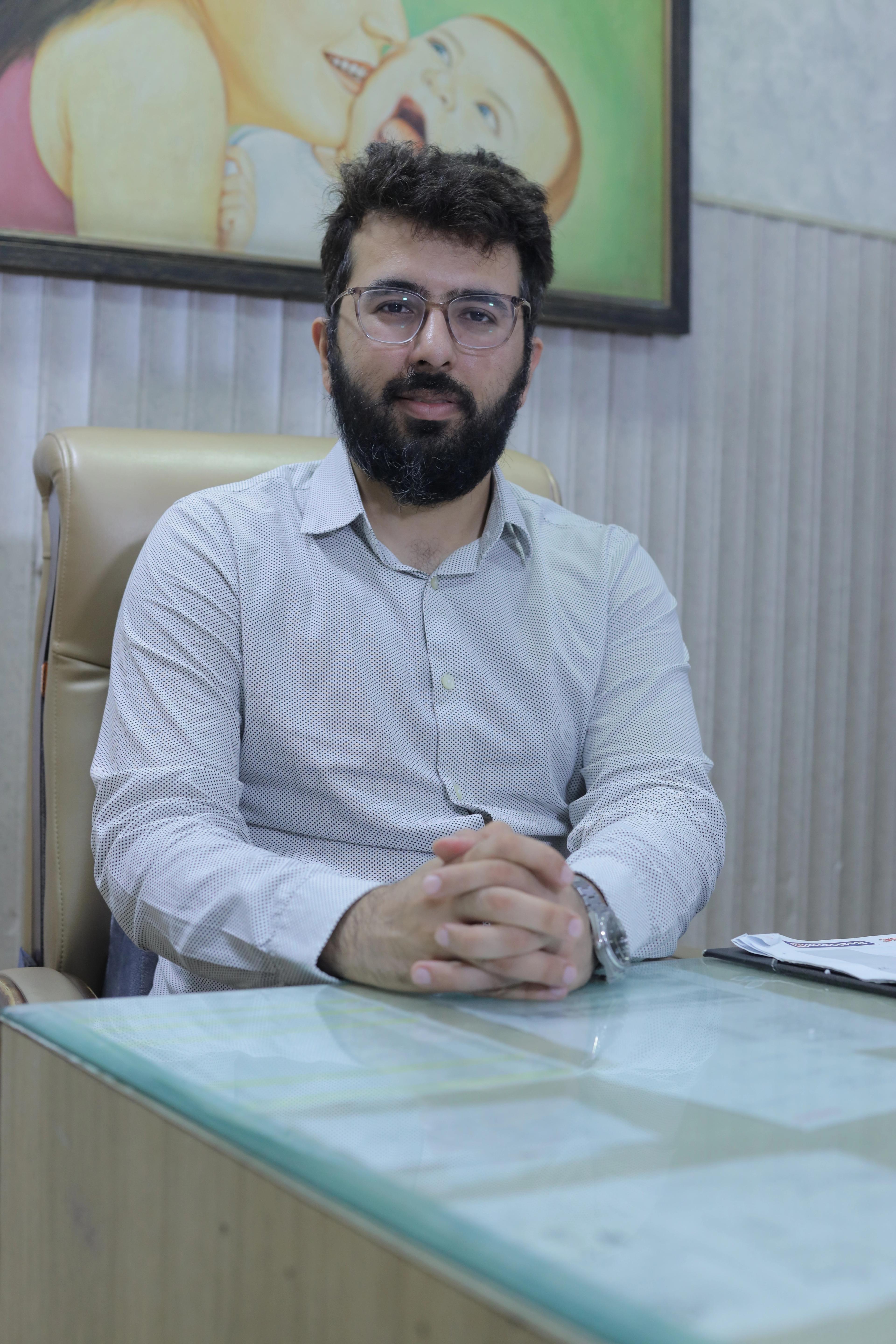 Dr. Vatsal Thakral